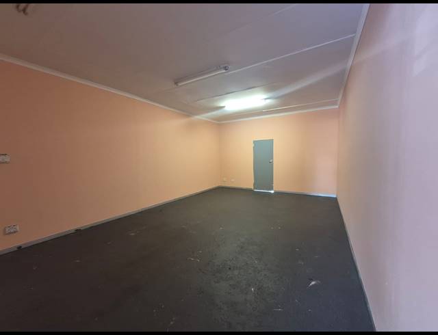 60M² RETAIL TO LET IN KRUGERSDORP CENTRAL